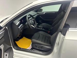 Pour CC 2020 Modèle 380TSI D (Édition Duomu) Berline 2.0T Turbo Voiture d'<span class=keywords><strong>occasion</strong></span> Conduite à gauche R18 Toit ouvrant Intérieur foncé - Product Image 5