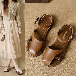 2026 New Arrival Women Roman Closed Toe Sandals Korean Mori Fairy Style Soft Sole Flat Breathable Trendy Daily <b>Beach</b> <b>Shoes</b> - Product Image 2