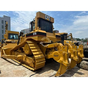 Se vende excavadora Caterpillar D7R/D8R de 220HP con capacidad de bulldozing de 2.4m, con motor importado y bomba hidráulica. - Product Image 1