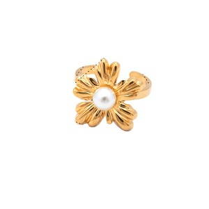 Bague ouverte OZE style européen-américain en acier inoxydable avec faux perles et motif floral, placage sous vide – Meilleure vente pour femme, inaltérable - Product Image 5