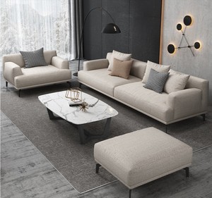 Sofá Seccional Extensible de Tres Plazas de Estilo Nórdico Moderno con Tapicería de PU y Relleno de Espuma para Sala de Estar o Uso en Hoteles - Product Image 2
