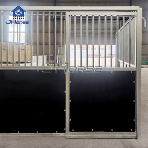 Façades de box à chevaux temporaires et économiques, noires, avec portes coulissantes, fenêtres et panneaux pour écuries - Product Image 4