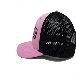 Casquette Trucker structurée à 6 panneaux, dos en maille noire, fabriquée au Vietnam, avec patch brodé personnalisable, pour usage quotidien et adultes - Product Image 3