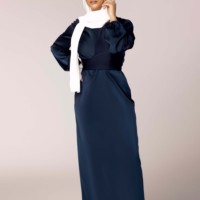 Abaya musulmane personnalisée Aschulman vêtements islamiques modestes et élégants robe en satin pour femmes avec hijab