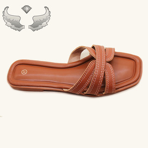 High-quality Fashionable Summer Casual Women's Sandals and <b>Slippers</b>, Wholesale Breathable Soft-soled Women's <b>slippers</b> - Product Image 4