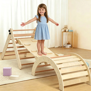 Estructura de Escalada de Madera Montessori con Rampa, Triángulo de Escalada Transformable, Escalador Infantil de Madera - Product Image 2