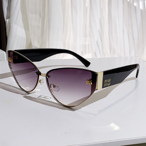 Stylish Cat Eye <b>Sunglasses</b> For Women Black PC Frame UV400 Protection Fashionable Outings Cycling Driving - Product Image 4