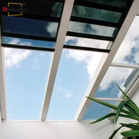 Ventilation d'éclairage personnalisée, fenêtre de toit coulissante rétractable motorisée électrique, lucarnes de fenêtre de toit en verre pour villa maison