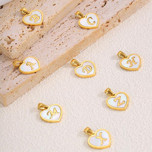 Collier Lettre <span class=keywords><strong>d</strong></span>'Amour en Gros, Plaqué Or, Acier Inoxydable, Pendentif Initiale A-Z, Chaîne à Maillons, Charme Alphabet Coquillage Naturel, Ensemble Anniversaire - Product Image 2