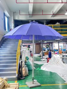 Parasol de plage personnalisé commercial pour hôtel café perche en <span class=keywords><strong>bois</strong></span> imperméable parasol cadre en aluminium polyester promotionnel option bon marché - Product Image 4