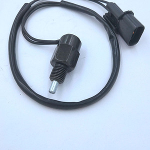 Interruptor de Luz de Freno Hyundai 93860-02002 OE 9386002010 Para Reemplazo o Reparación - Product Image 1