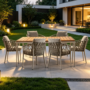 Set di Tavolo e Sedie da Giardino per Ristorante Personalizzato, Sei Posti, con Telaio in <span class=keywords><strong>Alluminio</strong></span> e Piano in WPC Intrecciato - Product Image 1