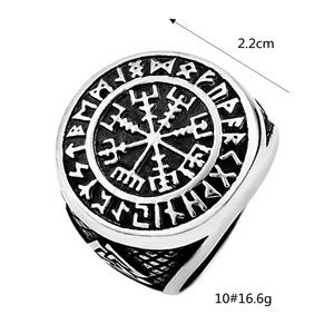 Anillo de hombre de acero inoxidable estilo vikingo nórdico y único con diseño de brújula rúnica, joyería de estilo hip hop, regalo. - Product Image 5