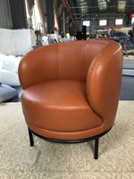 Ensemble de chaises et pouf en tissu et bois à coins arrondis pour salon, chambre, hôtel ou appartement, meubles pour utilisation en coin, pouf