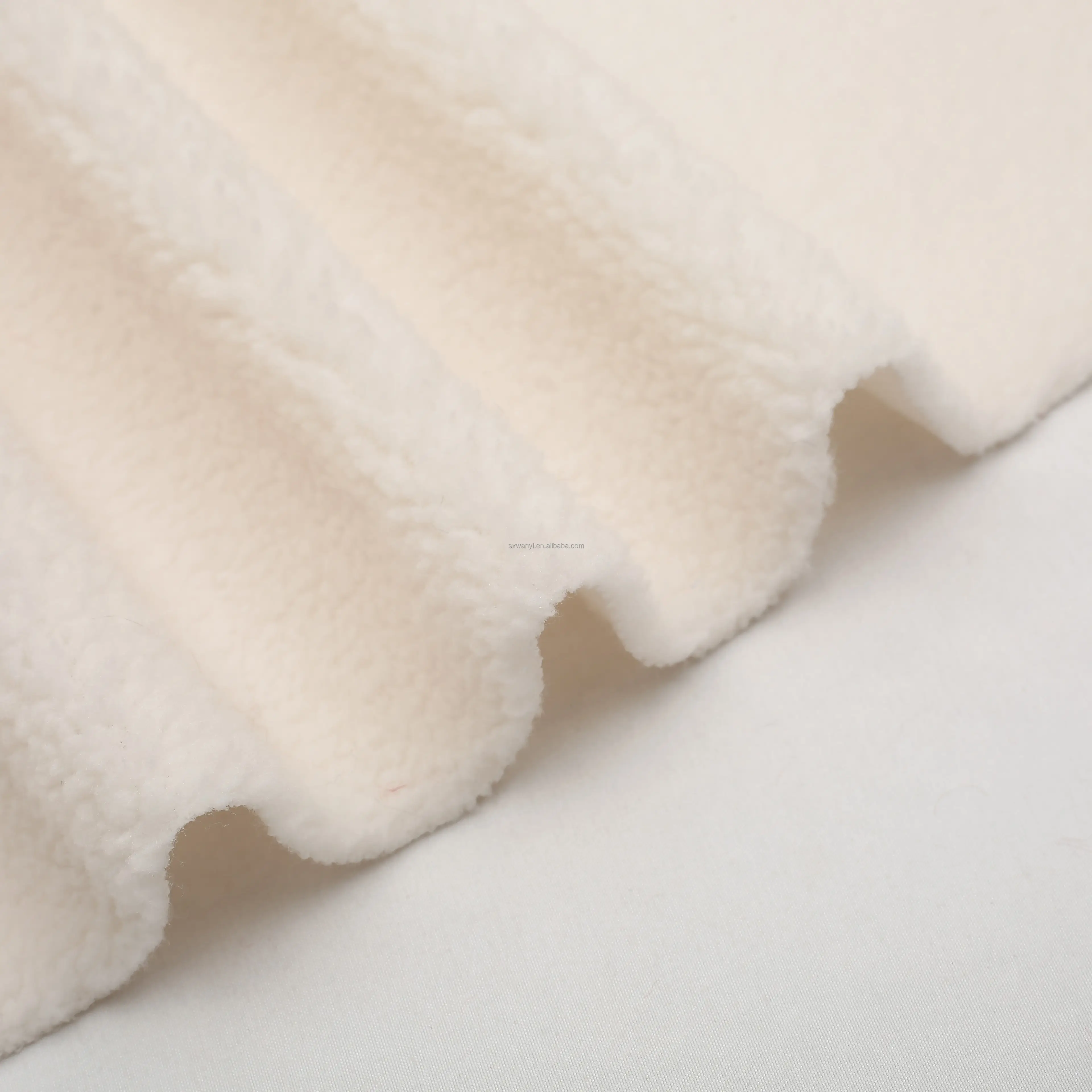 Hot Sale Polyester Soft Polar Foil Print Flannel Sherpa Velvet Fleece Fabric