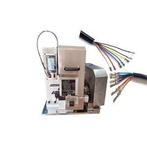 Machine de sertissage de câble multiconducteur automatique de vente d'usine - Product Image 2