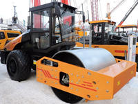 Rouleau compresseur à double tambour puissant STR50C-8K 4,5T avec moteur diesel de 36 kW pour l'entretien et les travaux de construction à petite échelle