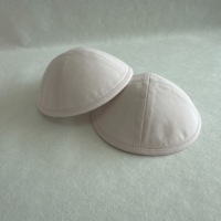Kippa en lin rose pâle écologique avec doublure intérieure personnalisée imprimée – Nom et date pour Bat Mitzvah – Yarmulke Judaica personnalisable