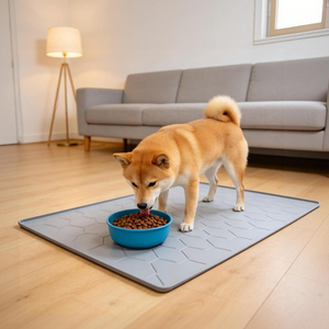 Tapis d'alimentation <span class=keywords><strong>pour</strong></span> animaux <span class=keywords><strong>de</strong></span> compagnie en silicone, antidérapant, imperméable, grand format 38x26 28x22 34x22 pouces avec motif triangulaire <span class=keywords><strong>pour</strong></span> gamelle <span class=keywords><strong>de</strong></span> <span class=keywords><strong>chien</strong></span> ou <span class=keywords><strong>de</strong></span> chat, sans BPA - Product Image 1