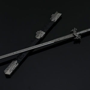 Llavero con Modelo de Espada de Juego de 22 cm de Largo, Arma Metálica Decorativa, Llavero Personalizado, Regalo para <span class=keywords><strong>Novio</strong></span> - Product Image 5