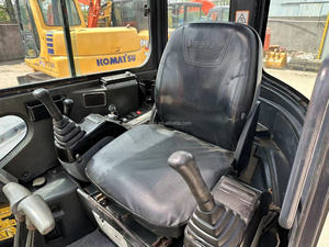 Japón pequeño usado <span class=keywords><strong>Hitachi</strong></span> ZX50 mini excavadora sobre orugas 5 toneladas excavadora de segunda mano con <span class=keywords><strong>bulldozer</strong></span> usado <span class=keywords><strong>Hitachi</strong></span> 50 - Product Image 5