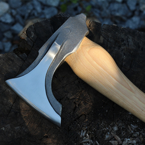 BoChen 2026 Nuovo Design Ascia con Manico in <span class=keywords><strong>Legno</strong></span> di <span class=keywords><strong>Noce</strong></span>, Testa per Spaccare Legna con Fodero, Ascia da Campeggio e Sopravvivenza - Product Image 4