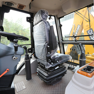 รถเกรดเดอร์กำลังสูงสำหรับงานก่อสร้างและบำรุงรักษาถนน ราคาประหยัด พร้อมรถแบคโฮล - Product Image 6