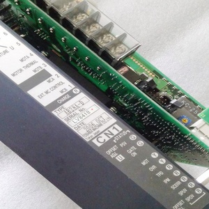 Máquinas de Moldeo AB28A-F AB14C-E AB28A AB42A en Funcionamiento con Controlador AB14C-D Controladores de Motor AE42A AE56A - Product Image 1