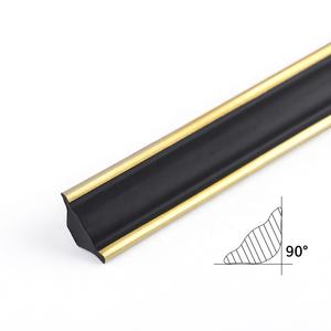 Bande flexible moderne de calfeutrage en PVC de 5M/16.4FT pour le coin de mur de plafond de bord de carrelage dans une application domestique blanche - Product Image 6