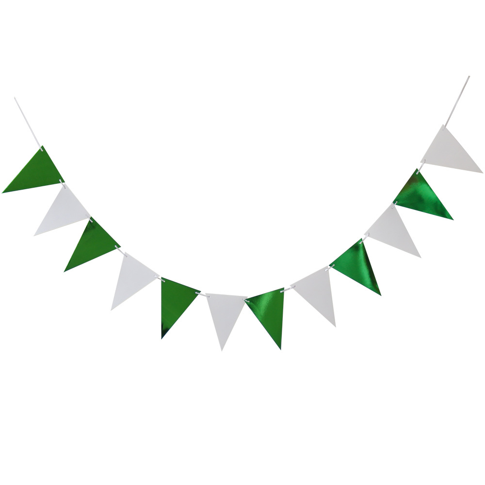 Drapeau triangulaire vert et blanc à effet miroir