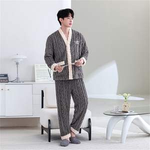 Piyama Pria Bahan Thermal Coral Fleece Model Couple Lengan Panjang untuk Pakaian Rumah, Dapat Dicuci dengan Mesin - Product Image 1