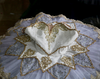 Nouveau professionnel classique Performance Ballet Tutu jupe Jacquard corsage crochet oeil conception attrayant blanc Costumes personnalisés pour