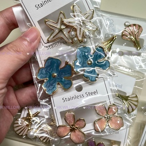 Joyería de acero inoxidable, pendientes de moda, caja sorpresa de joyería, pendientes de acero inoxidable chapados en oro de 18 quilates para mujer, pendientes de aro. - Product Image 6