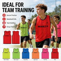 Gilet d'entraînement portable et pliable en polyester semi-mesh avec logo personnalisé pour la pratique sportive