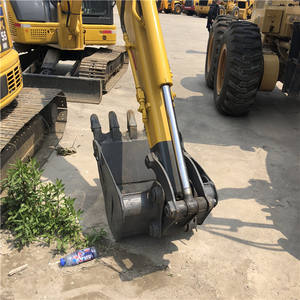 Excavatrice KOMATSU d'occasion japonaise petite mini pelle sur chenilles en caoutchouc de 5 tonnes PC55 PC55MR pour le creusement agricole - Product Image 6