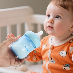 Biberón de 330 ml/150 ml, Biberón sin BPA con Tetina de Silicona Suave, Biberón de Gran Capacidad <span class=keywords><strong>para</strong></span> Agua y <span class=keywords><strong>Leche</strong></span> <span class=keywords><strong>para</strong></span> Recién Nacidos - Product Image 3