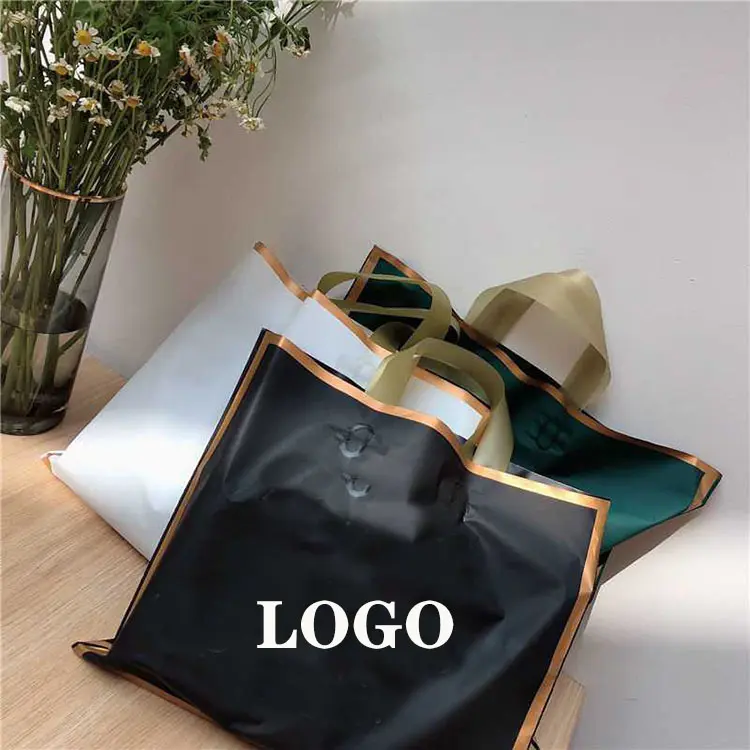 Low MOQ 100PCS Recyclable custom cheaper lartge plastic pe shopping bag with handle