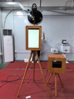 Photomaton double face, photomaton miroir magique d'un côté avec mini PC, d'un côté avec panneau iPad
