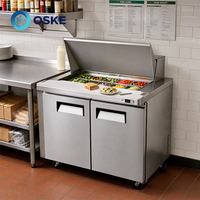 Réfrigérateur à salade commercial en acier inoxydable avec étagères intérieures pour application en bar à salades de buffet
