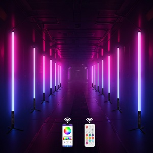 Iluminación de tubo RGBWW inalámbrica para exteriores, Luz lineal IP65 con soporte para maleta para control de aplicación de grabación de estudio de vídeo para hoteles - Product Image 1