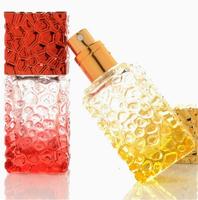 Flacon de parfum haut de gamme de 25 ml, vaporisateur rechargeable, atomiseur en aluminium, flacon cosmétique