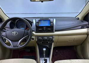 <span class=keywords><strong>Toyota</strong></span> <span class=keywords><strong>Yaris</strong></span> Hatchback Automático Usado, Eficiente en Consumo <span class=keywords><strong>de</strong></span> Combustible, Vehículo Urbano, Neumáticos R15 Económicos, Asientos <span class=keywords><strong>de</strong></span> Tela, Trasero - Product Image 4