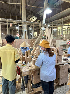 Paneles de Pared Fluorescentes 3D Minimalistas Clásicos de Madera Maciza, Insonorizados e Impermeables para Decoración de Salones, Apartamentos, Villas y Hoteles - Product Image 5