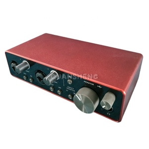 Interface audio USB 2.0 professionnelle <span class=keywords><strong>Scarlett</strong></span> 2i2, préamplis à faible bruit, plage de gain de 69 dB pour musiciens, podcasters, voix off - Product Image 2