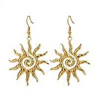 Collier pendentif soleil en spirale martelé en cuivre, chaîne de clavicule en acier titane, style mode luxe léger