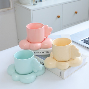 <span class=keywords><strong>Tazas</strong></span> de Café y Té de Cerámica Modernas y Elegantes, Diseño de Pareja Adorable, Juego de Taza y Platillo para <span class=keywords><strong>Desayuno</strong></span>, Venta al por Mayor - Product Image 2