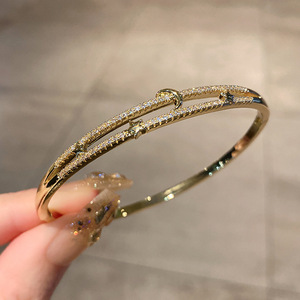 Pulsera de circonita con estrella y luna en oro y plata, microincrustada, para mujer, joyería de aniversario, pulseras unisex de moda. - Product Image 3