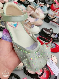 Nuove scarpe da principessa miste da ragazza di primavera strass amore per bambini con fiocco scarpe di cuoio piccole scarpe Stock - Product Image 3
