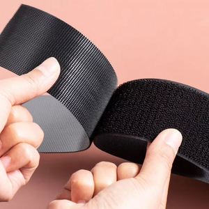 Cinta de tela suave adhesiva o no adhesiva con lazos de nailon suave recubiertos de terciopelo para máxima comodidad - Product Image 3