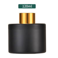 Großhandel Suther 120ml Mattierte Luxus-Duftdiffusor-Glasflasche in Wunschfarbe mit rundem Kronenverschluss für Aromatherapie
